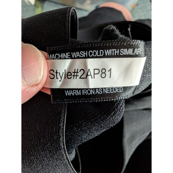 BOSTON PROPER Beyond Travel Wide Leg Shorts Small Bermuda 2AP81 Jet Black Travel - Picture 4 of 8